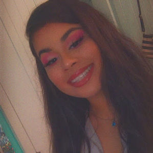 Meet your Posher, Evelyn